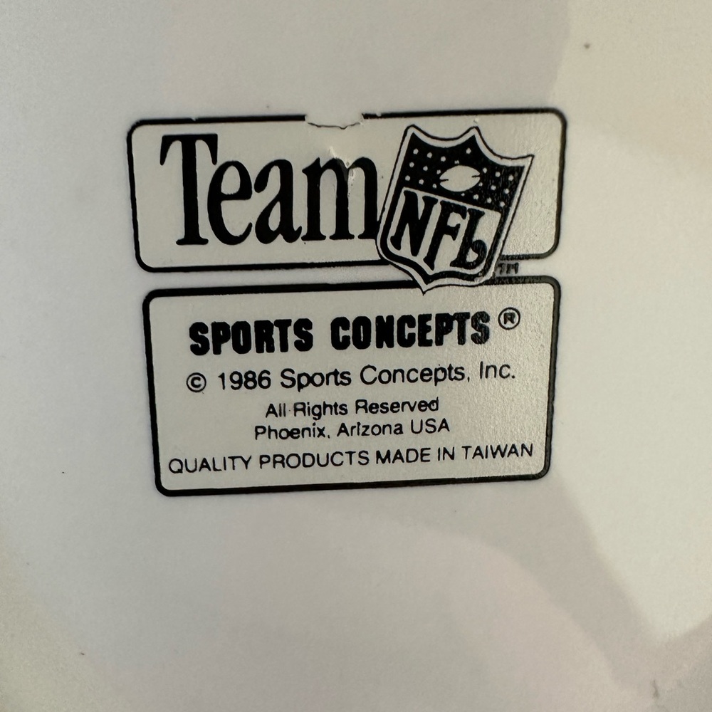 Vintage 1986 Miami Dolphins Football Helmet Mug w/2 Miami Dolphin drink glasses - Picture 6 of 6